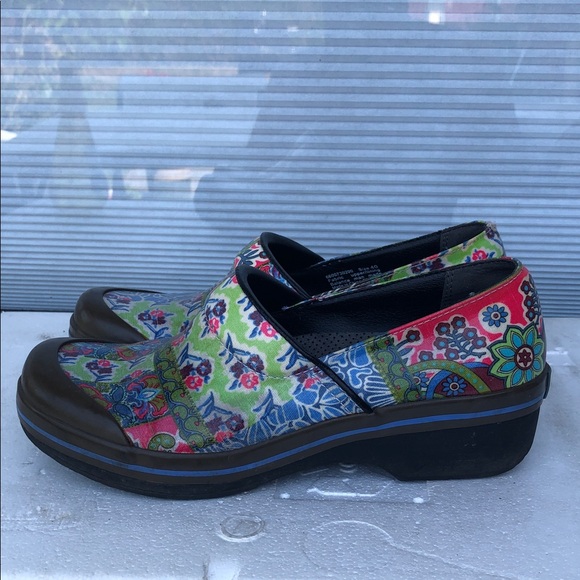 Dansko Clog Womens Vegan Volley Canvas Floral Patchwork Rain Slip On Shoes Sz 9 - Picture 1 of 16